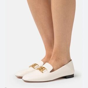 NIB Bally Ella Flat Square Toe Slip On Leather Loafers in Bone